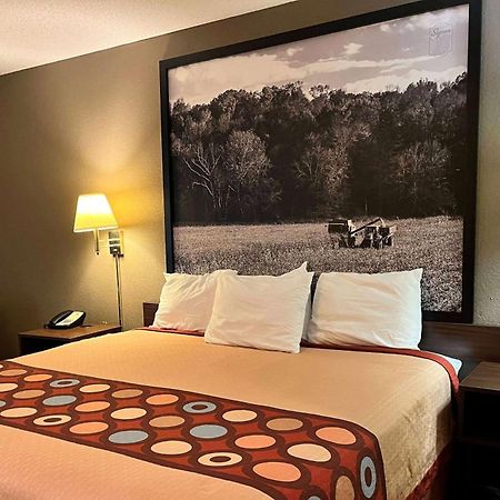 ซูเปอร์ 8 บาย วินด์แฮม อีแวนส์วิลล์ นอร์ท Motel Stacer ภายนอก รูปภาพ