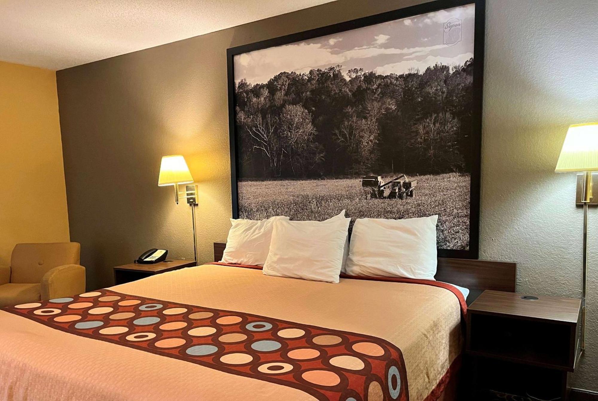 ซูเปอร์ 8 บาย วินด์แฮม อีแวนส์วิลล์ นอร์ท Motel Stacer ภายนอก รูปภาพ