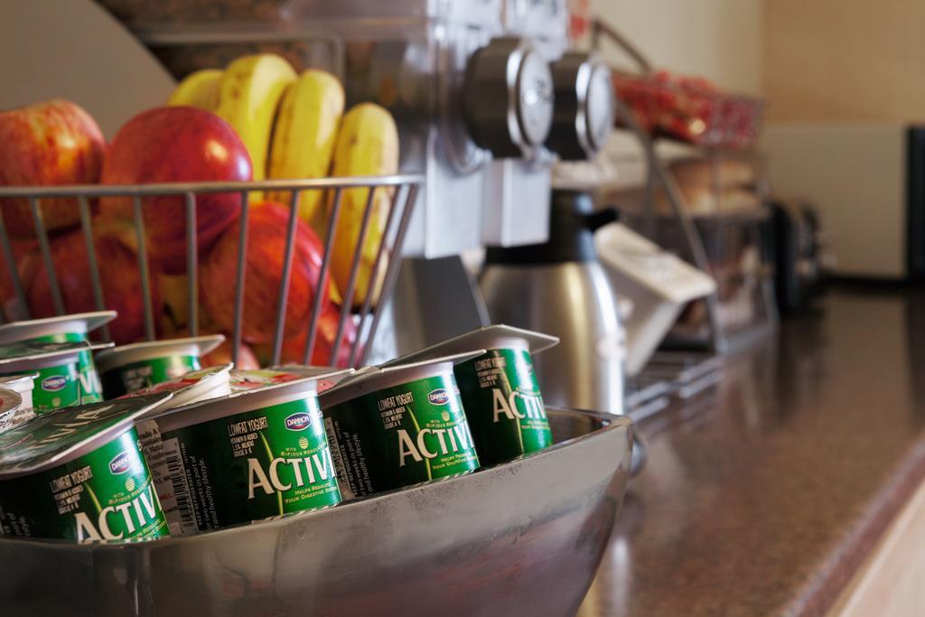 ซูเปอร์ 8 บาย วินด์แฮม อีแวนส์วิลล์ นอร์ท Motel Stacer ภายนอก รูปภาพ